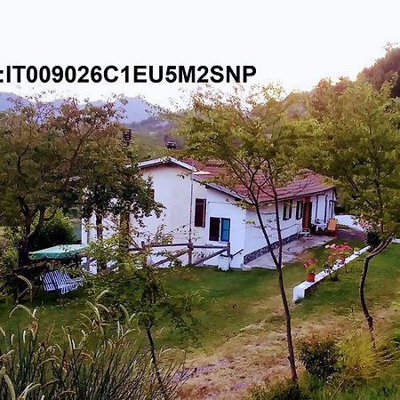 B&B La Casa Del Daino Millesimo Екстер'єр фото